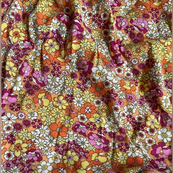 Flower shorts - Picture 2 of 5